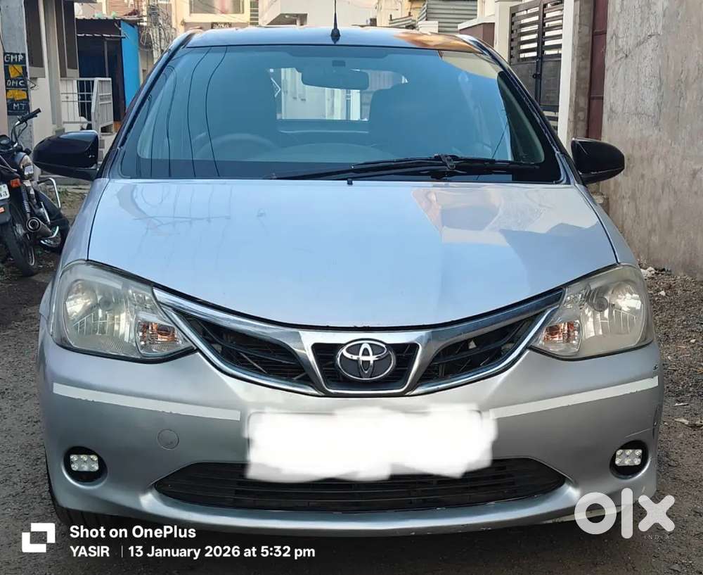 Toyota Etios Liva 2014 Diesel 145000 Km Driven