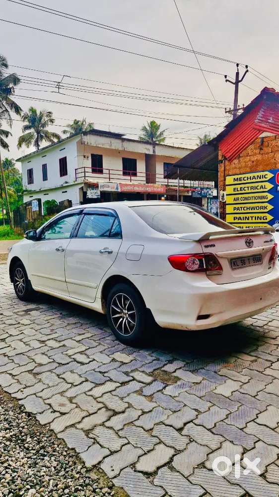 Toyota Corolla Altis 2012 Diesel 132000 Km Driven