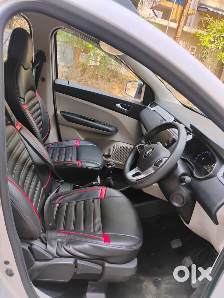 Renault Triber Rxz, 2023, Petrol