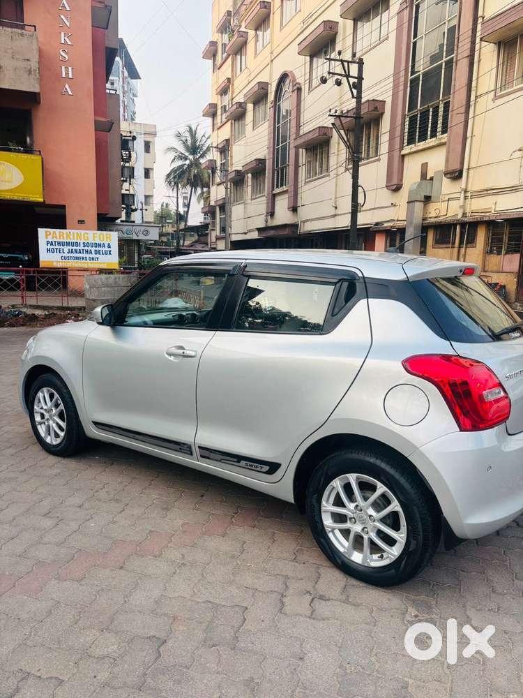 Maruti Suzuki Swift Vvt Zxi, 2019, Petrol