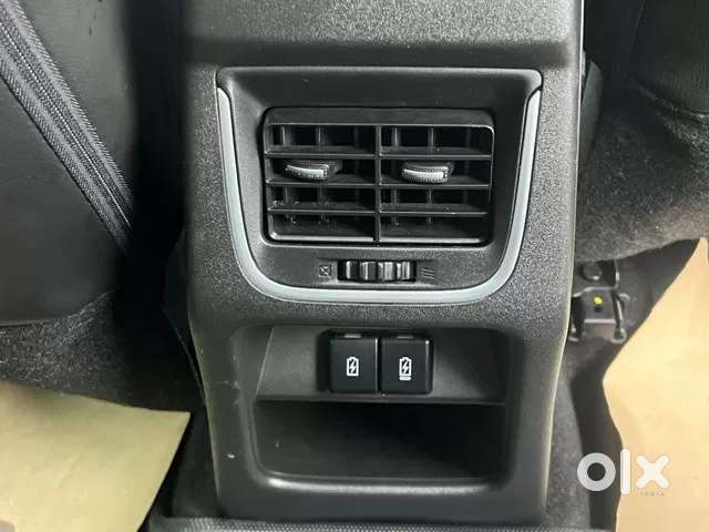 Toyota Urban Cruiser Hyryder 1.5 V Hybrid, 2024, Petrol