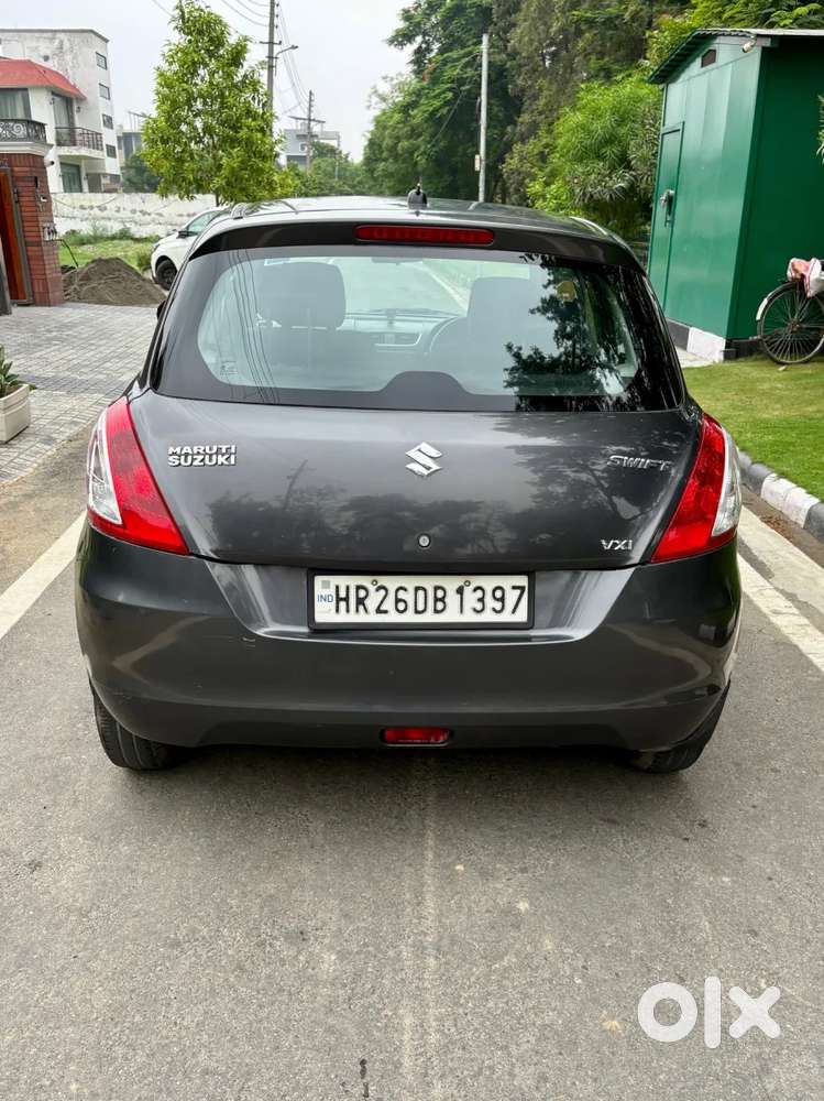 Maruti Suzuki Swift Vxi, 2017, Petrol