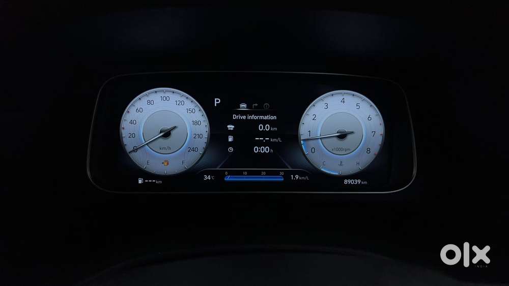 Hyundai Alcazar 2.0 Signature (o) Petrol At 6 Str, 2022, Petrol