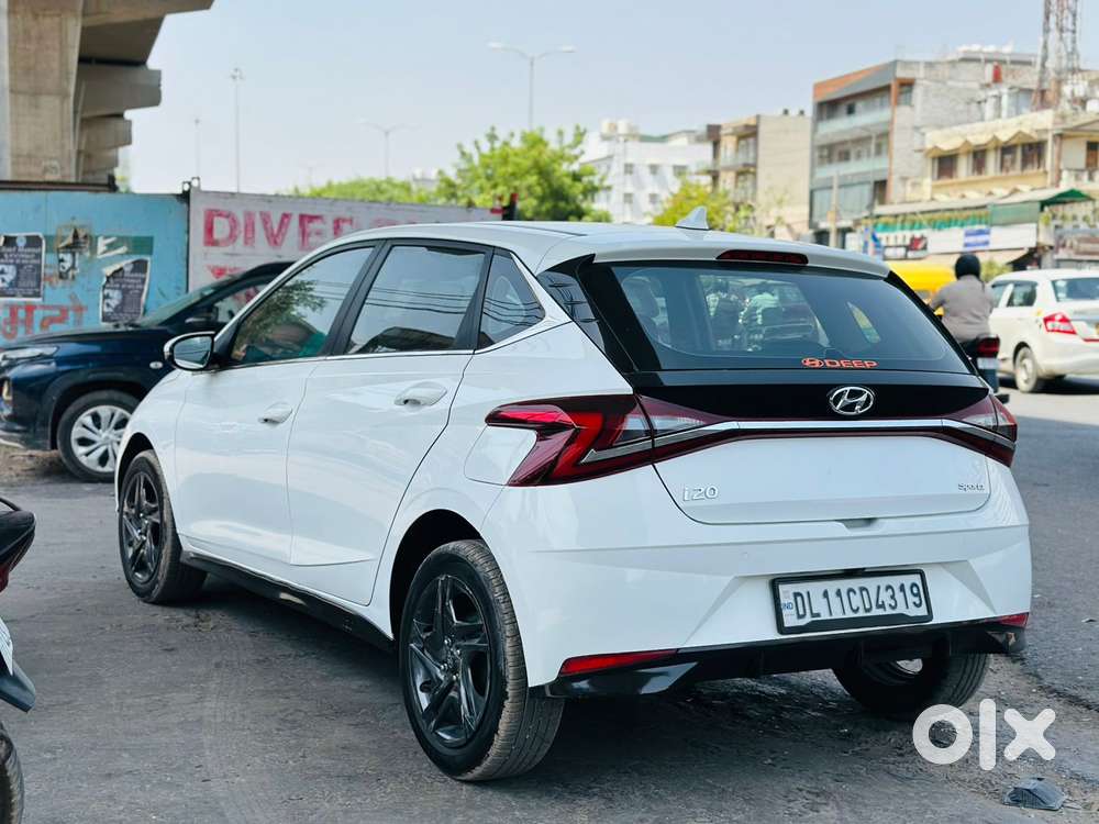 Hyundai New I20 1.2 Sportz Ivt, 2022, Petrol