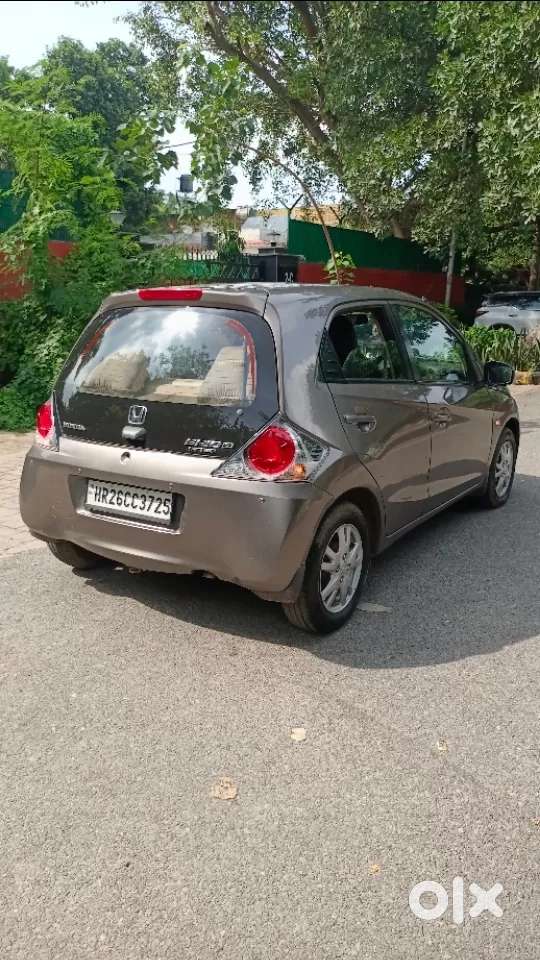 Honda Brio Vx Mt, 2013, Petrol