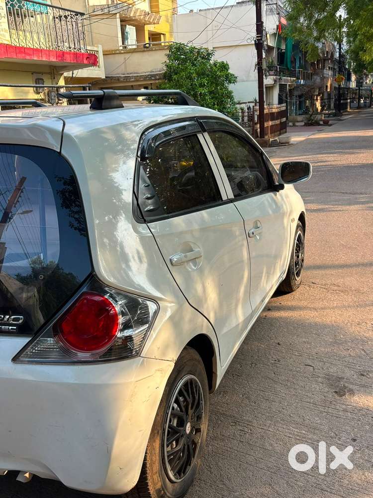 Honda Brio Petrol 80000 Km Driven