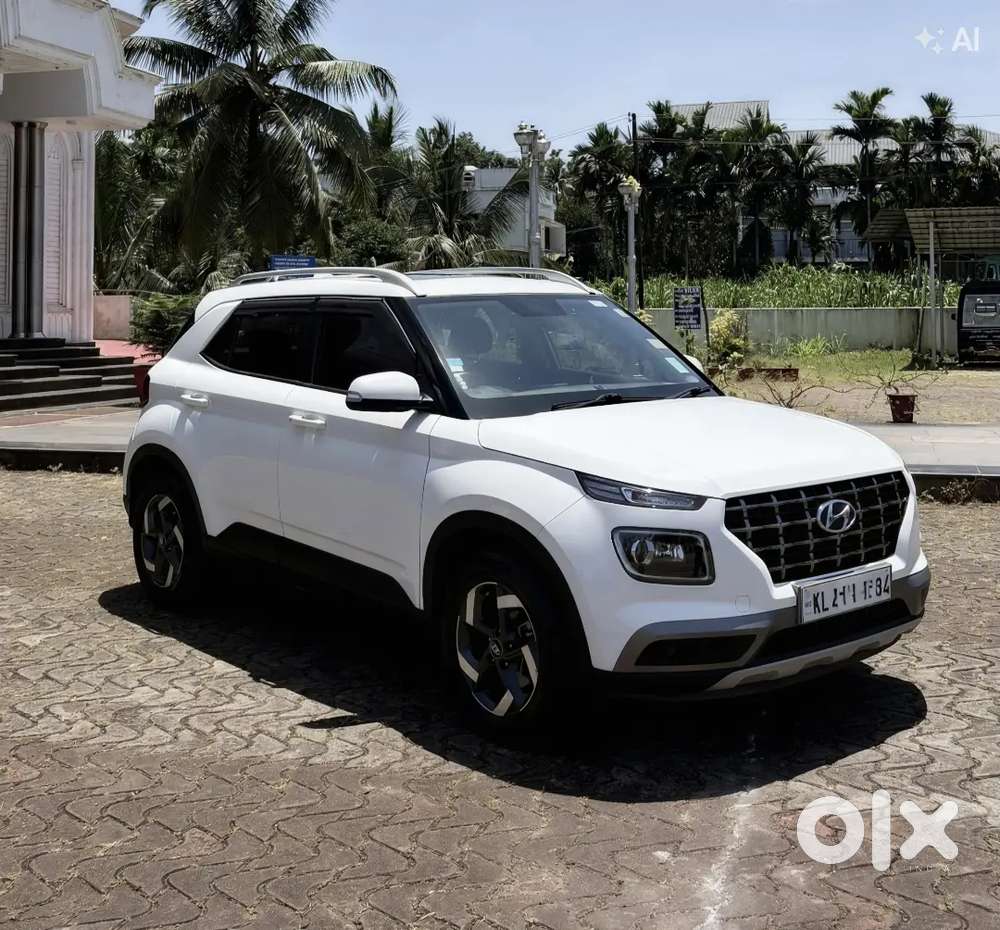 Diesel ( Bs 4 ) Venue Crdi 2019 Low Kilometre