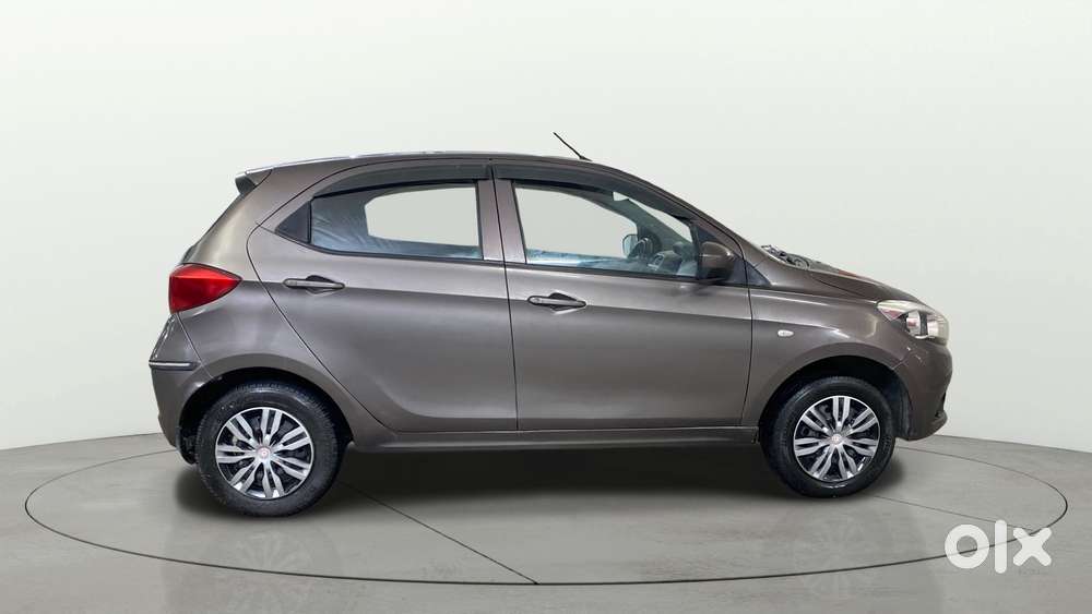 Tata Tiago 1.2 Revotron Xt, 2017, Petrol