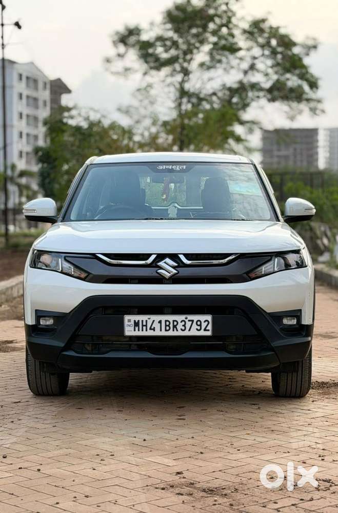 Maruti Suzuki Brezza 1.5 Vxi Smart Hybrid, 2025, Petrol