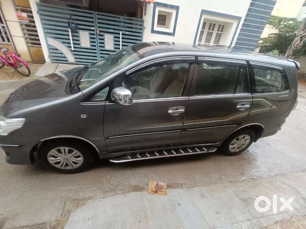 Toyota Innova 2012 Diesel 88900 Km Driven