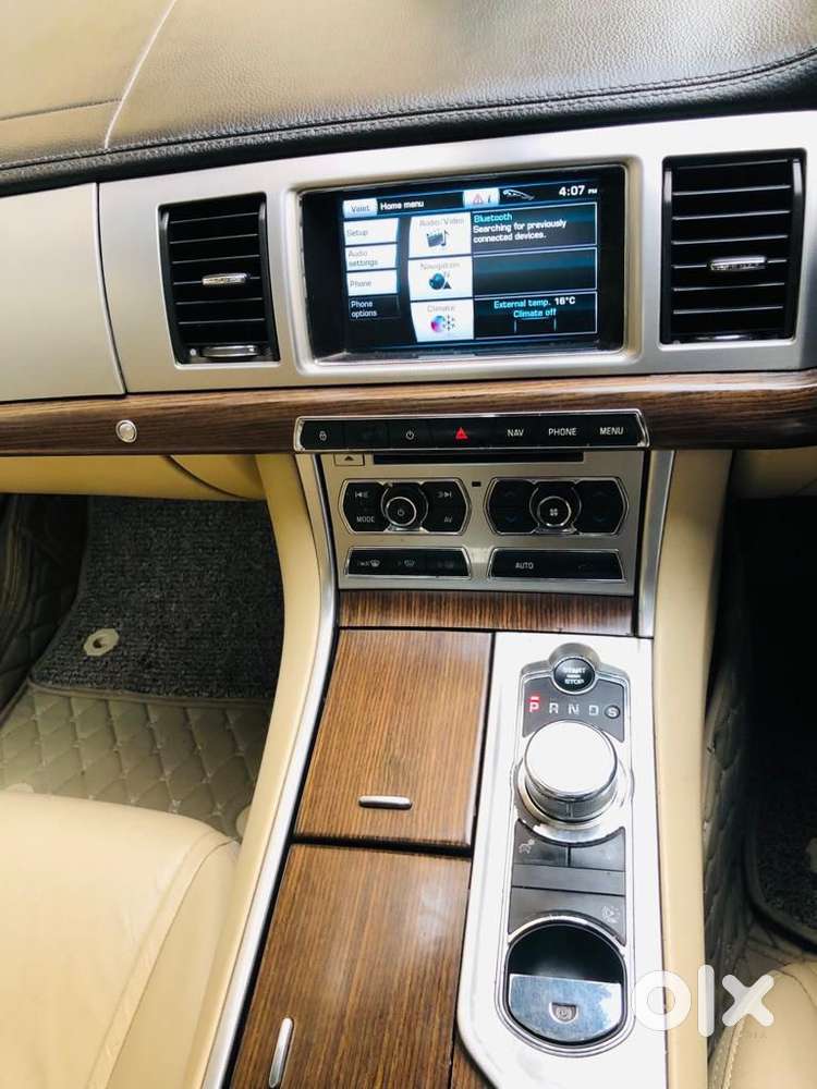 Jaguar Xf 2013 Diesel Well Maintained