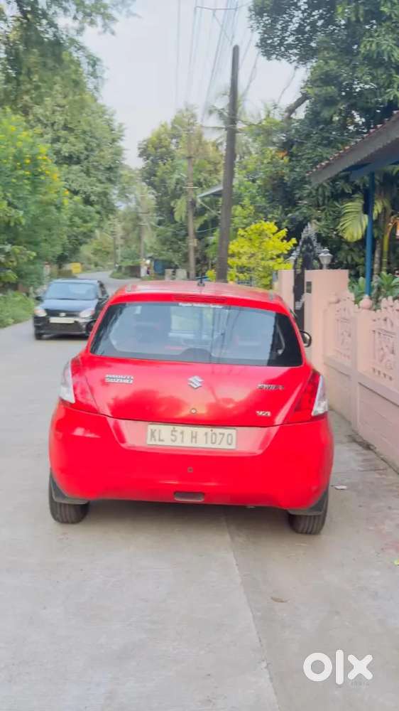 Maruti Suzuki Swift Vxi 2016