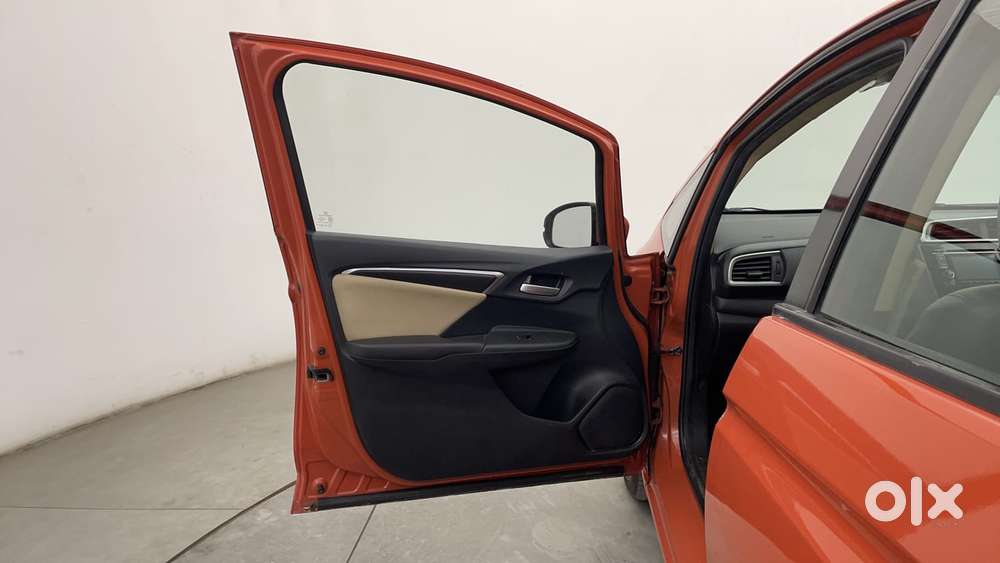 Honda Jazz [2020-2023] 1.2 V I-vtec Mt, 2016, Petrol