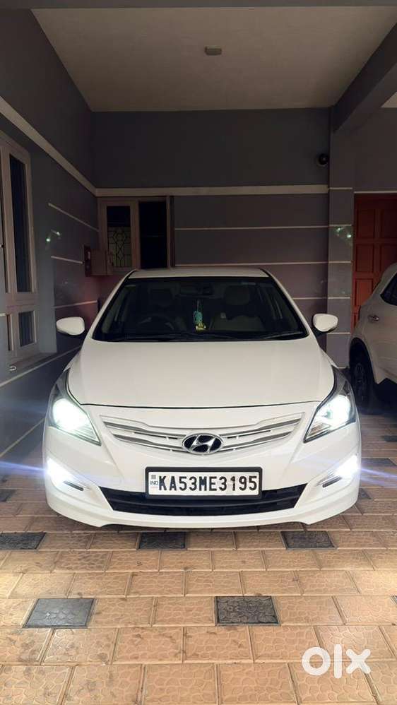 Hyundai Verna 2017 Petrol Well Maintained