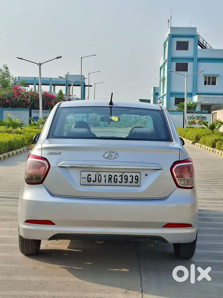 Hyundai Xcent 1.2l Kappa Dual Vtvt 5-speed Manual Base, 2014, Petrol