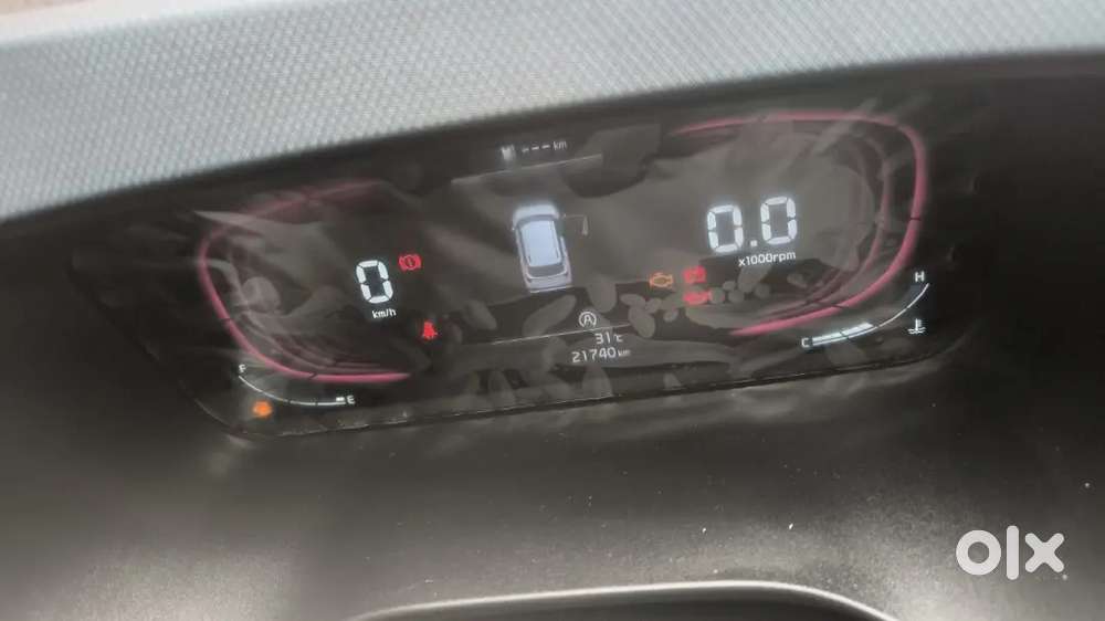 Kia Carens Premium 2025