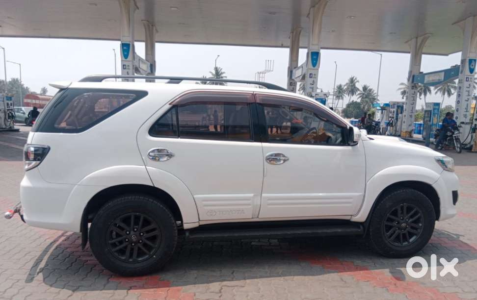 Toyota Fortuner 3.0 4x2 Mt, 2015, Diesel