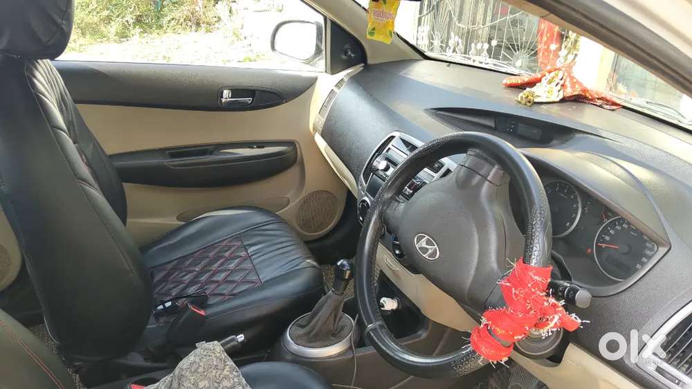 Hyundai I20 Sportz  2013 Model  Premium Hatchback  Good Condition L