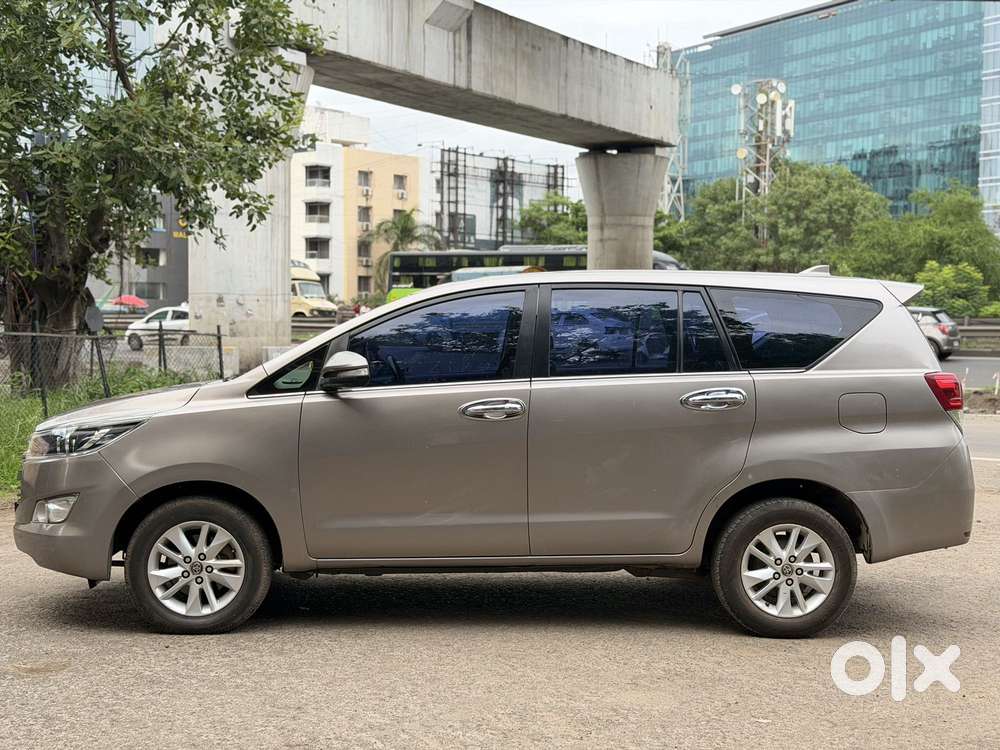 Toyota Innova Crysta 2.7 Vx Mt, 2016, Diesel