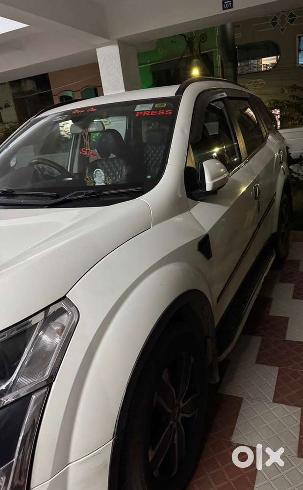 Mahindra Xuv500 2018 Diesel Well Maintained