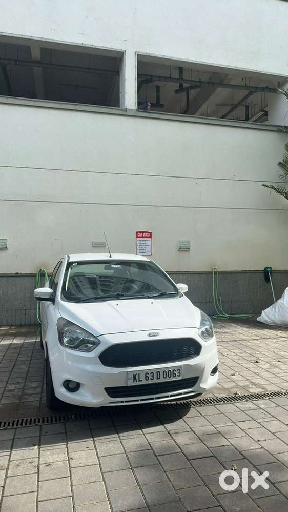 Ford Figo Diesel Titanium Full Company Service