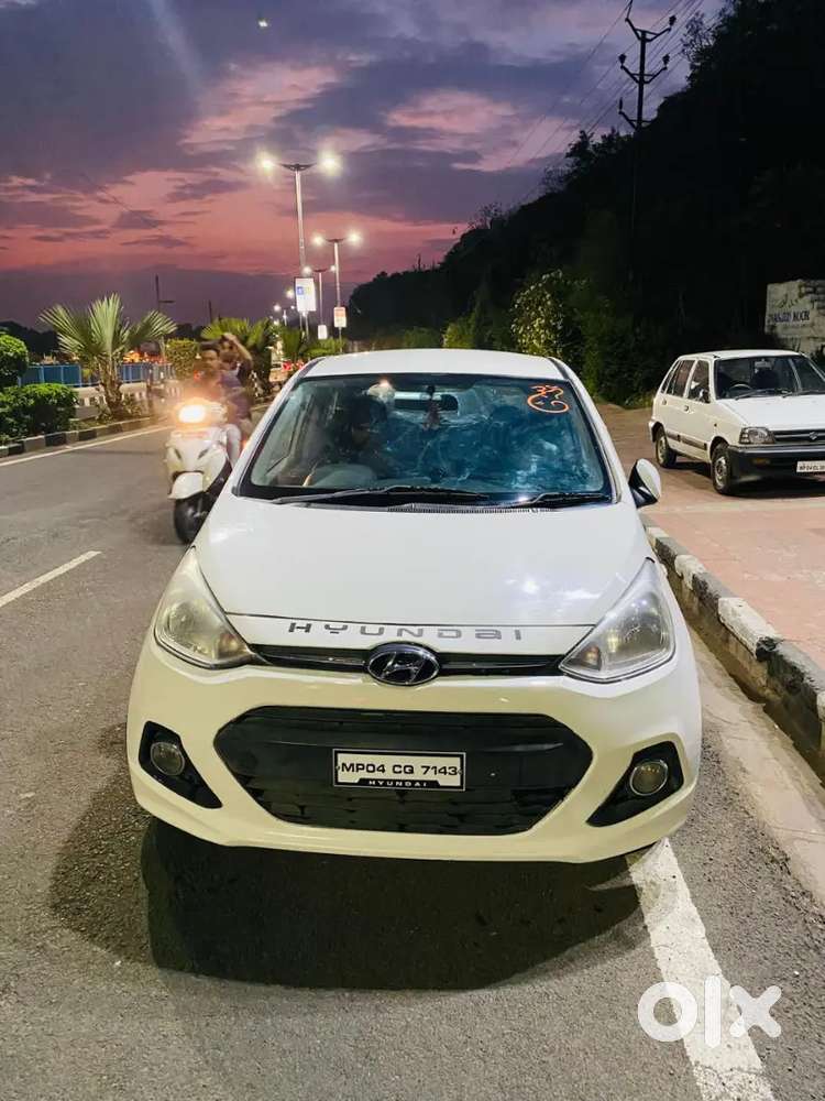 Hyundai Grand I10 2016 Petrol 60000 Km Driven