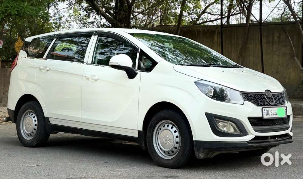 Mahindra Marazzo M2, 2019, Petrol