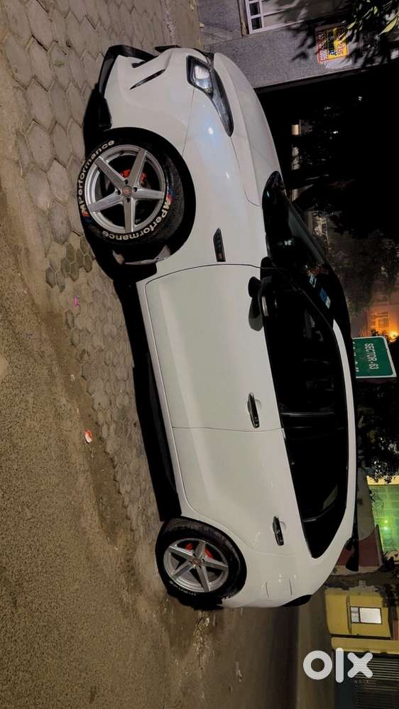 Maruti Baleno Sigma 2015