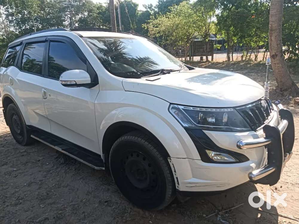 Mahindra Xuv500 2016 W6