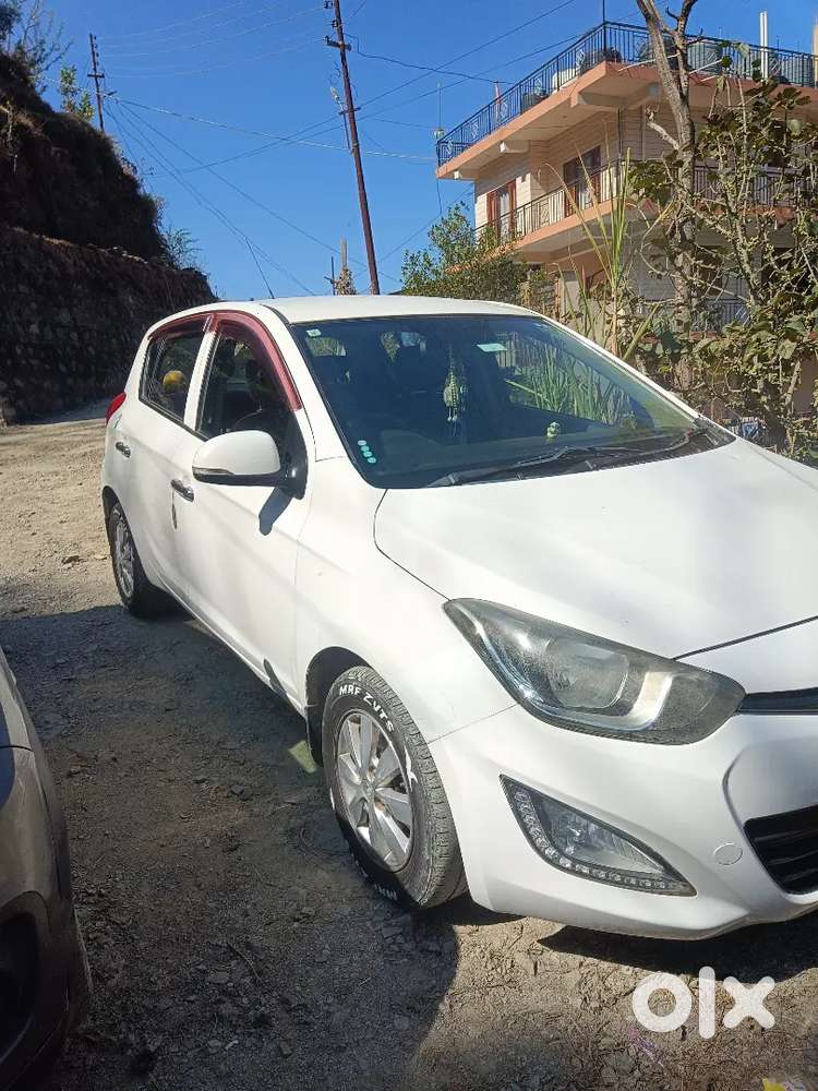Hyundai I20 2014 Diesel Well Maintained Top Model