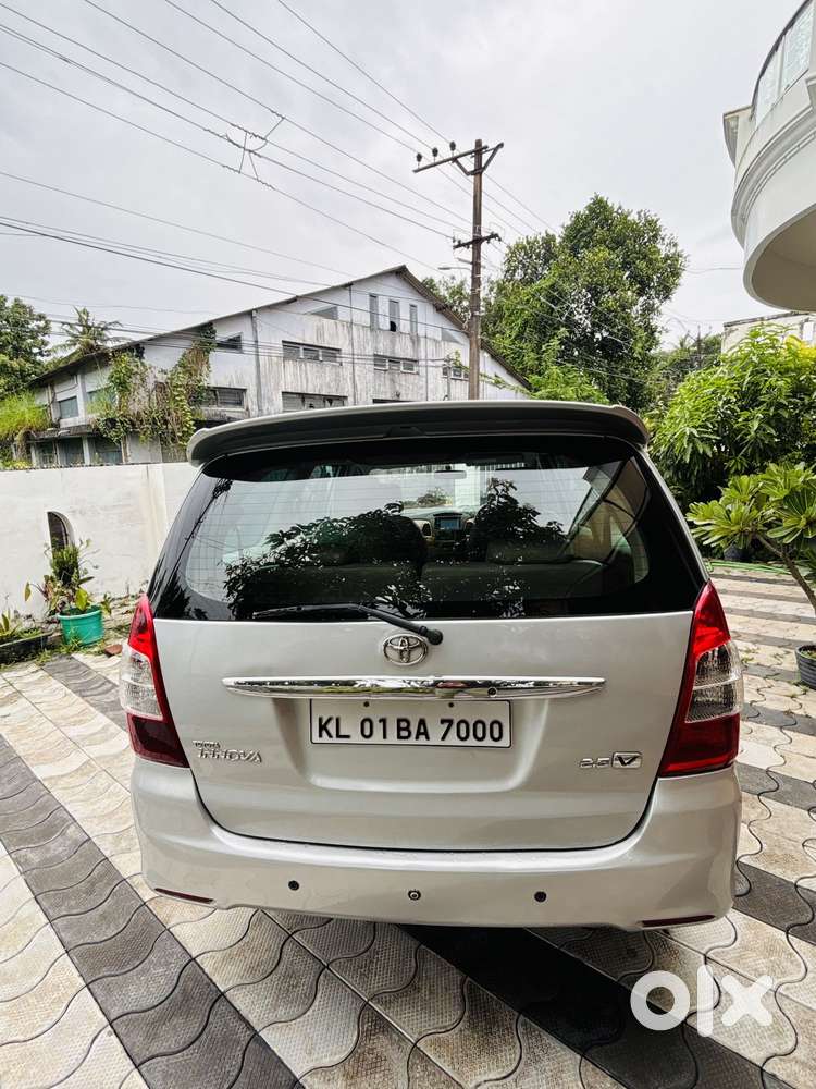 Toyota Innova 2.5 V 7 Str, 2011, Diesel