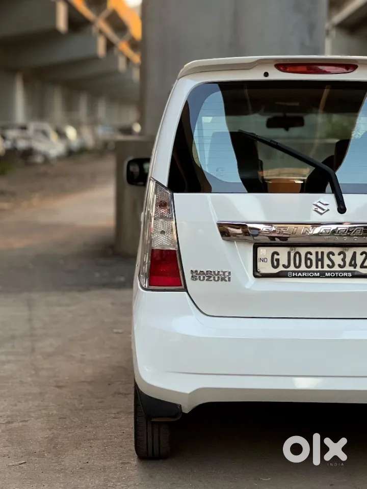 Maruti Suzuki Stingray Vxi Optional, 2015, Petrol
