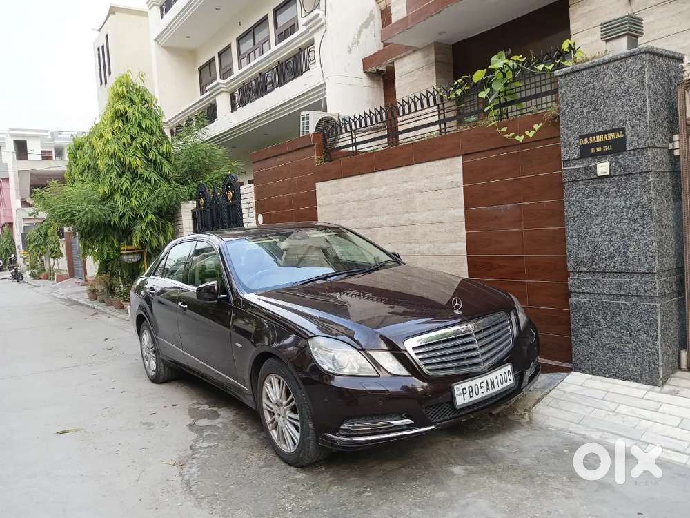 Mercedes E-class E250 Passing 2031