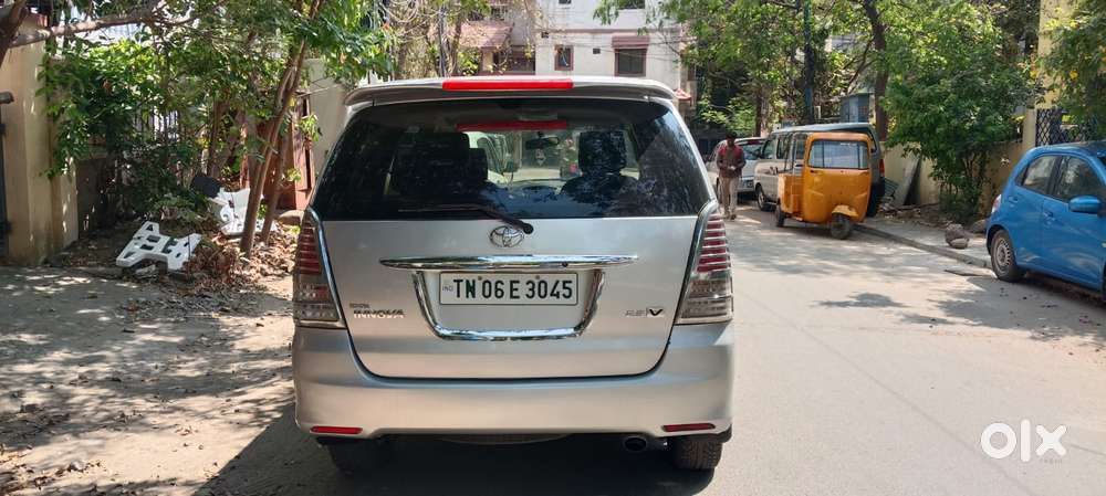 Toyota Innova 2.5 V 7 Str, 2011, Diesel