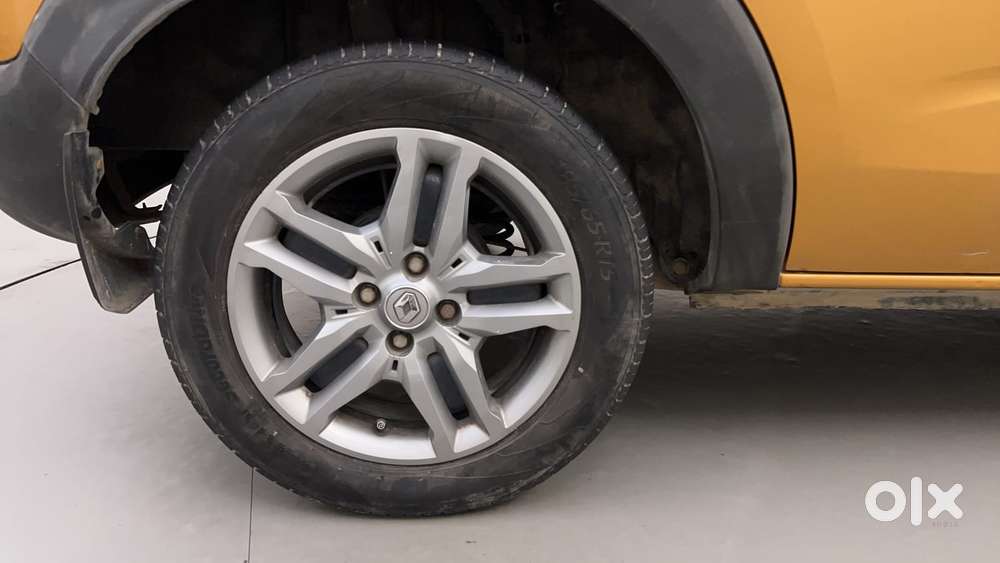 Renault Triber Rxz, 2020, Petrol