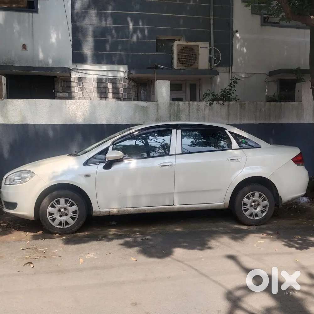 Fiat Linea Classic 2013 Petrol 70000 Km Driven
