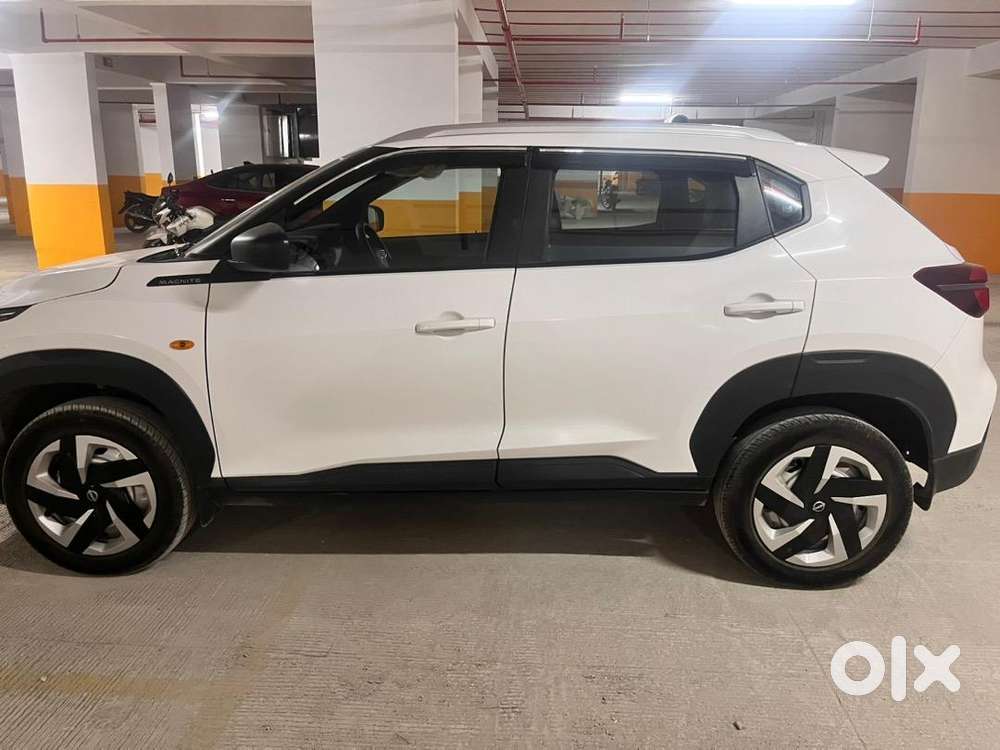 Nissan Magnite 2024 Petrol 7400 Km Driven