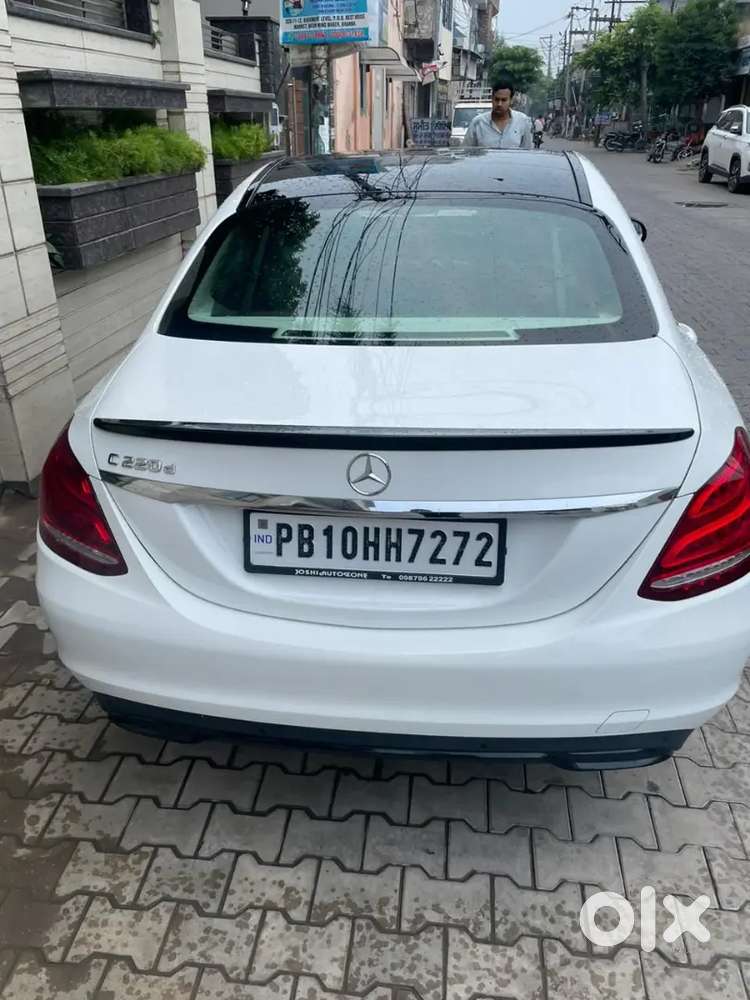 Mercedes-benz C-class 2018 Diesel 9600 Km Driven
