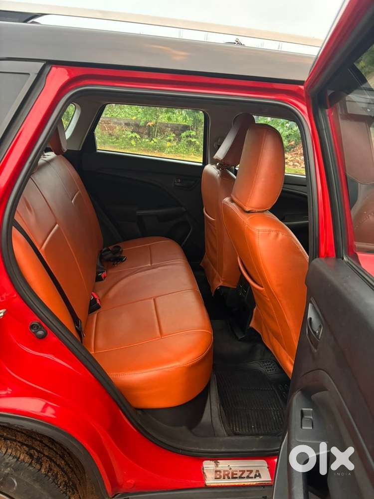 Maruti Brezza Vxi Smart Hybrid