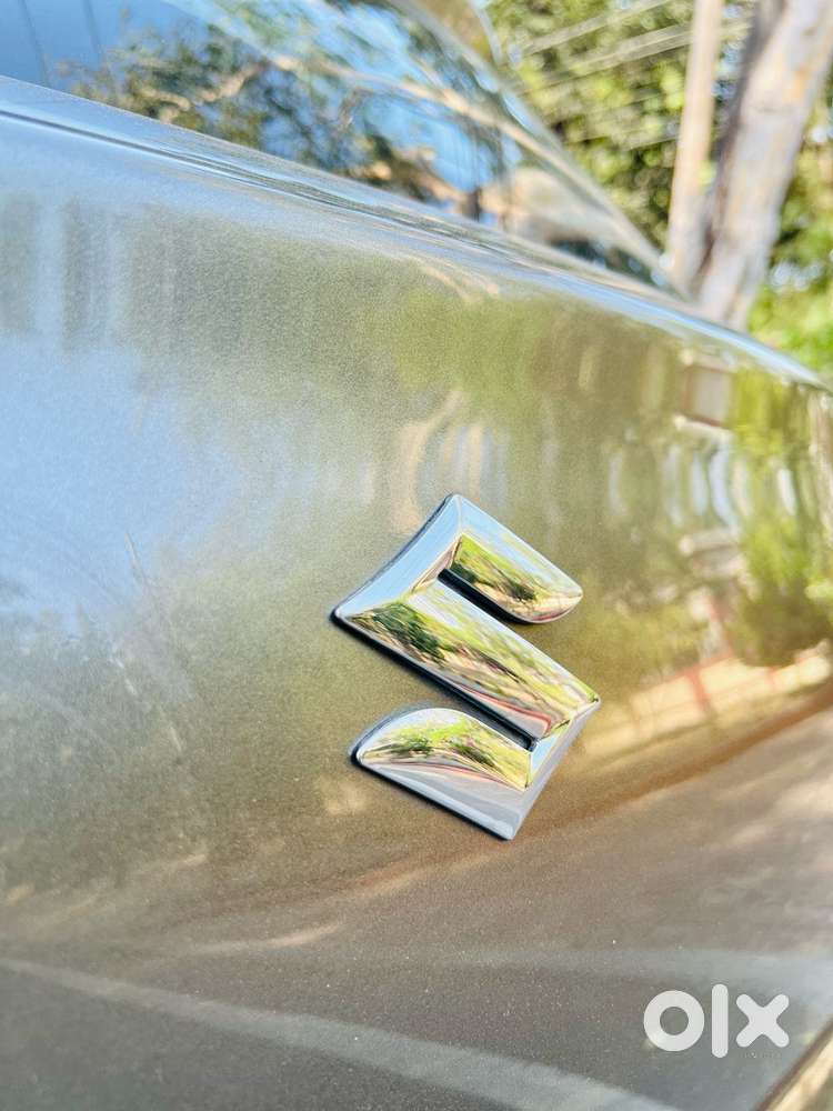Maruti Suzuki Swift Vxi + Manual, 2023, Petrol