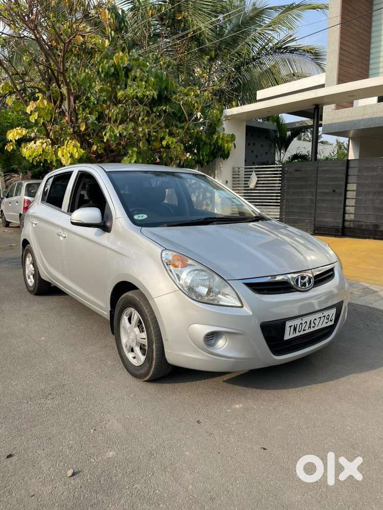 Hyundai I20 2010-2012 1.2 Sportz, 2011, Petrol