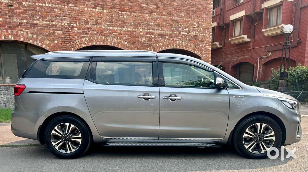 Kia Carnival Limousine Plus 7 Str, 2022, Diesel