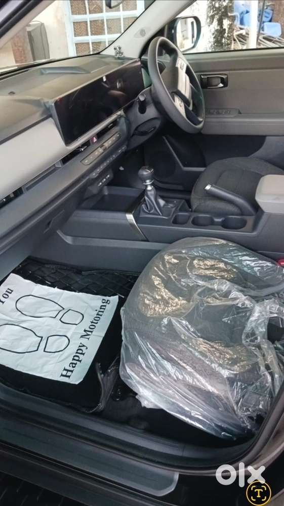 Kia New Seltos Petrol With Accesories Worth 50000
