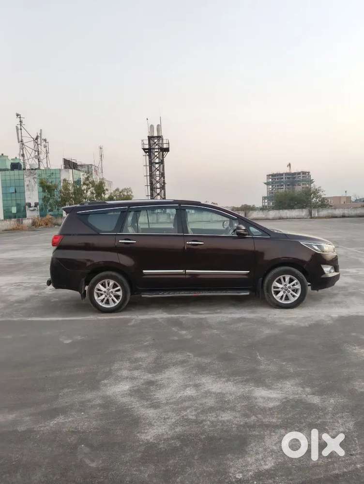 Toyota Innova Crysta 2018 Car
