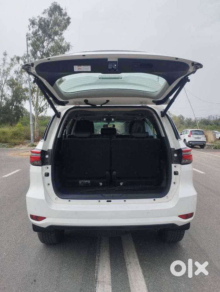 Toyota Fortuner 4x2 At 2.7 Petrol, 2026, Petrol