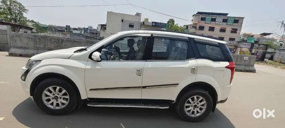 Mahindra Xuv500 2015 Diesel 90000 Km Driven