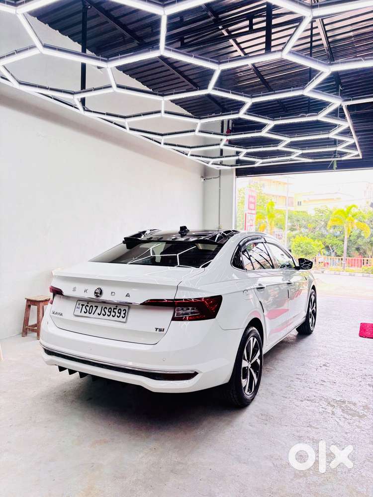 Skoda Slavia Ambition 1.0l Tsi Mt, 2022, Petrol