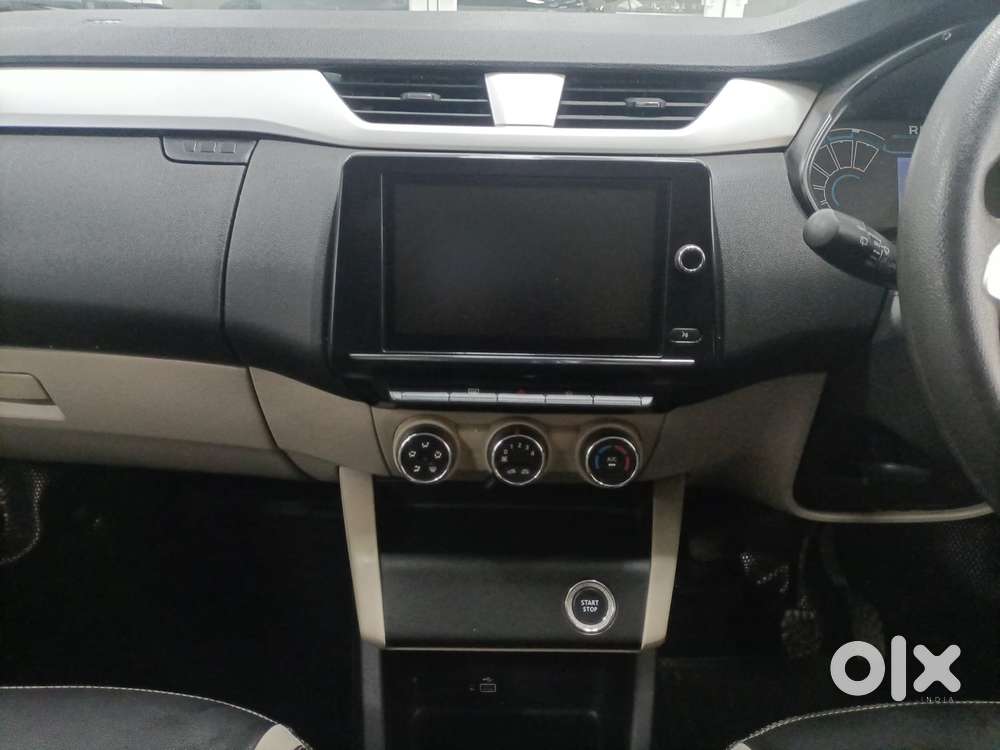 Renault Triber Rxz Easy-r Amt, 2020, Petrol