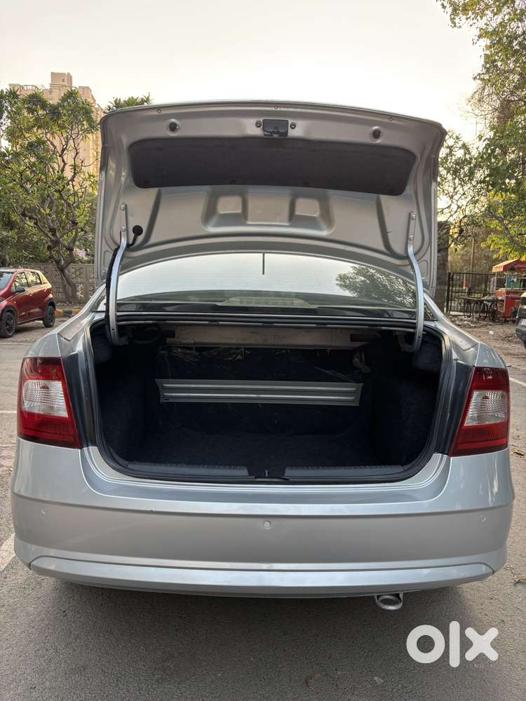 Skoda Rapid 1.6 Mpi At Style, 2017, Petrol