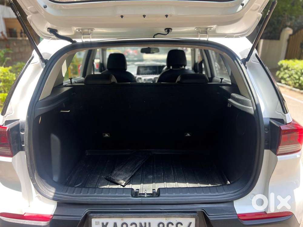 Kia Sonet Gtx Plus, 2023, Petrol